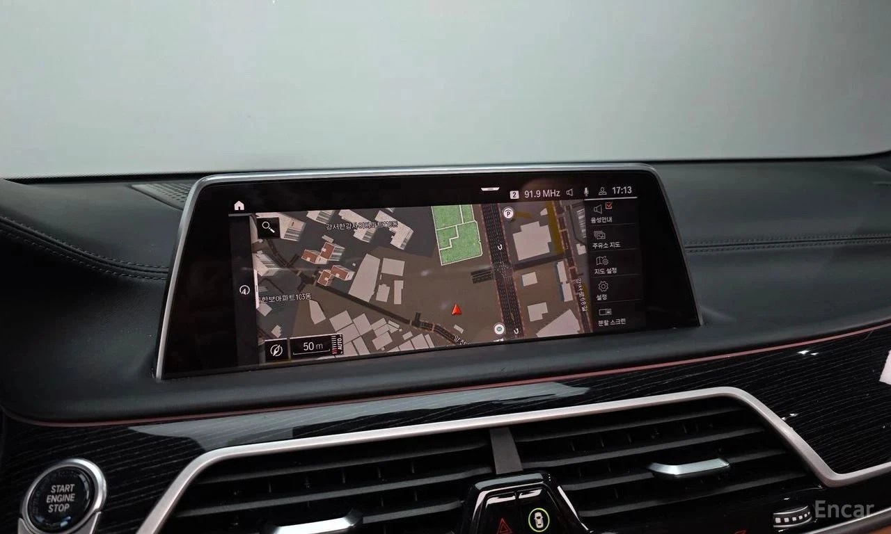 BMW 740, снимка 14 - Автомобили и джипове - 56689709