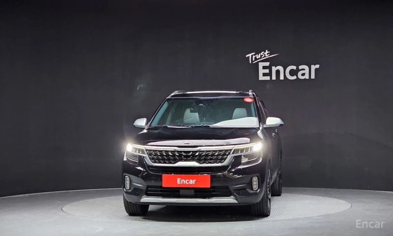 Kia Seltos, снимка 3 - Автомобили и джипове - 53187528