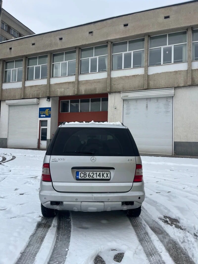 Mercedes-Benz ML 270, снимка 5 - Автомобили и джипове - 53493502