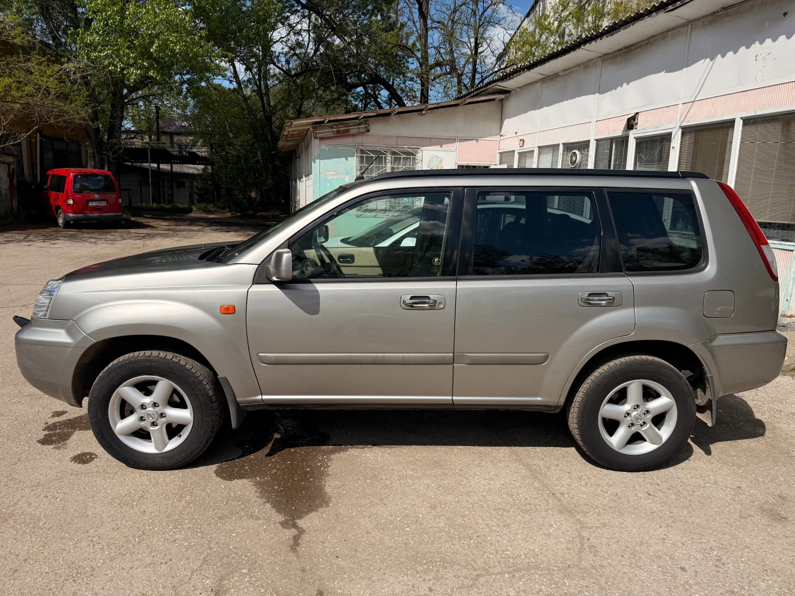 Nissan X-trail 2.0 | Mobile.bg � ����������� 2