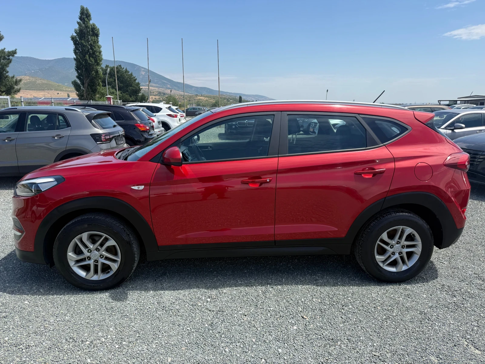 Hyundai Tucson (KATO НОВА), снимка 10 - Автомобили и джипове - 55431744