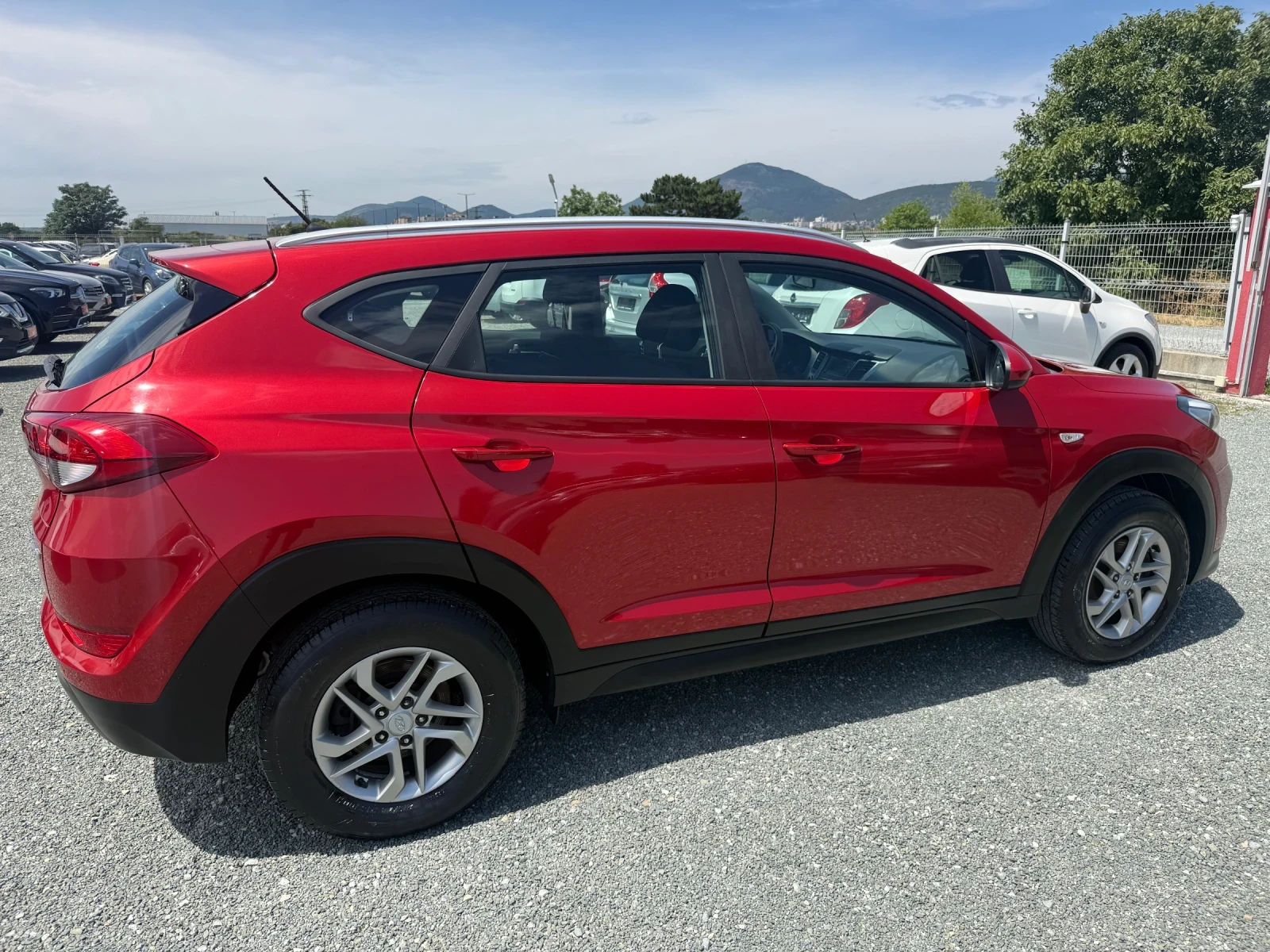 Hyundai Tucson (KATO НОВА), снимка 5 - Автомобили и джипове - 55431744