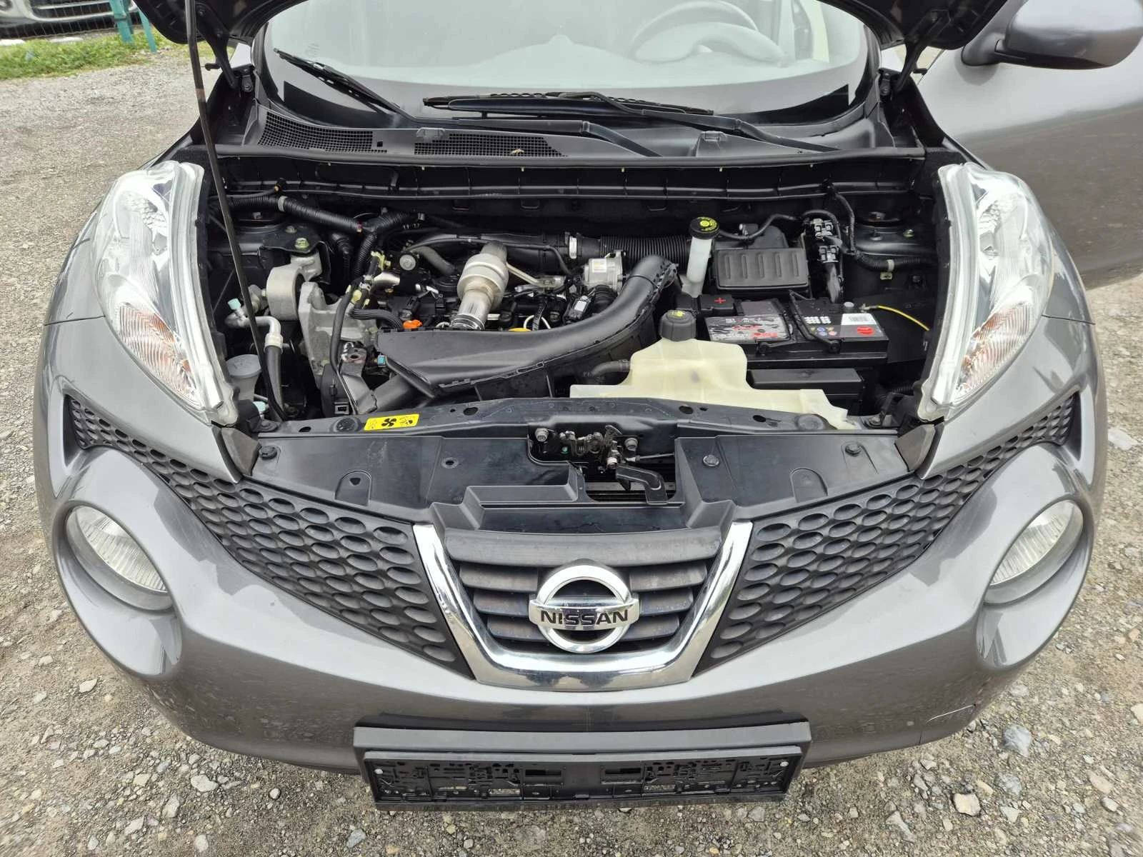 Nissan Juke, снимка 14 - Автомобили и джипове - 55503413