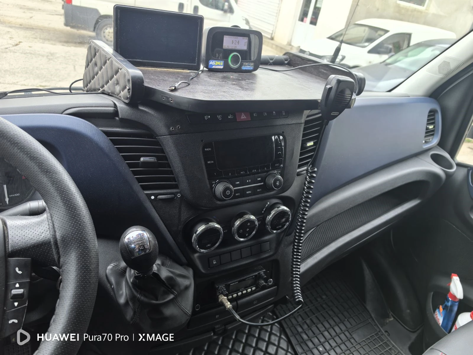 Iveco Daily 35C18 - изображение 10