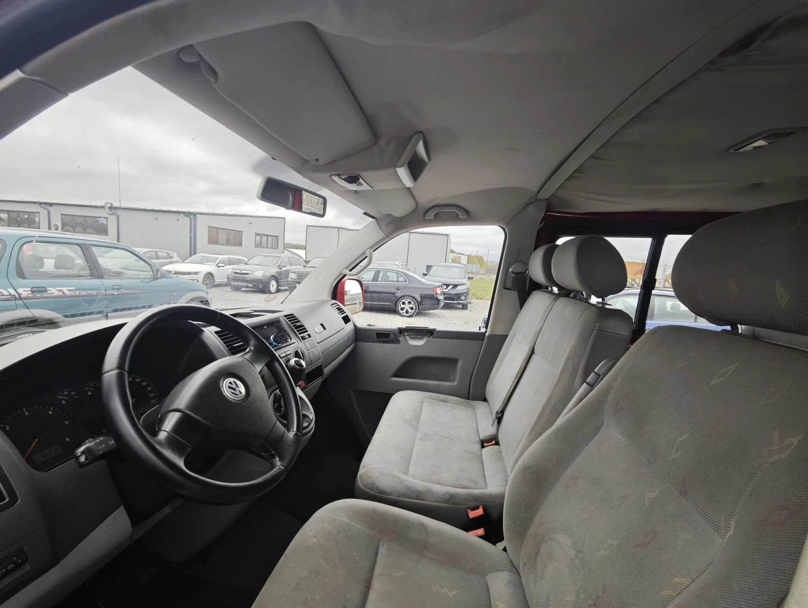 VW T5 2.5, снимка 9 - Бусове и автобуси - 56527690