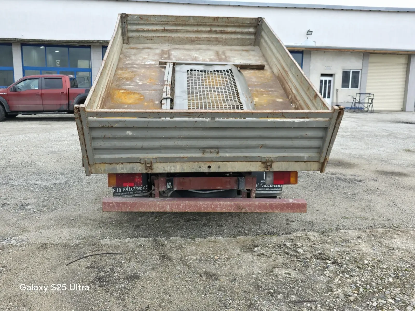 Iveco 3510 Самосвал  - изображение 8