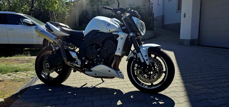 Yamaha FZ1