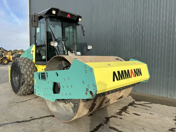 Валяк Ammann ARS130 HX, снимка 3 - Индустриална техника - 53097364