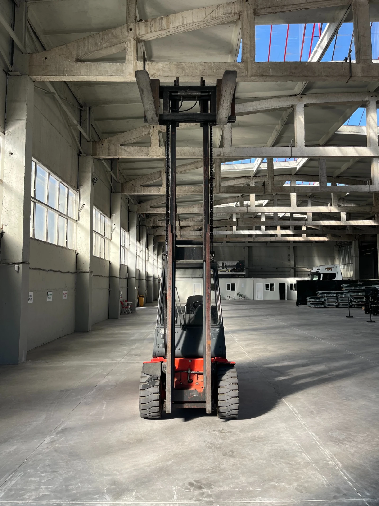 ������� Linde | Mobile.bg � ����������� 16