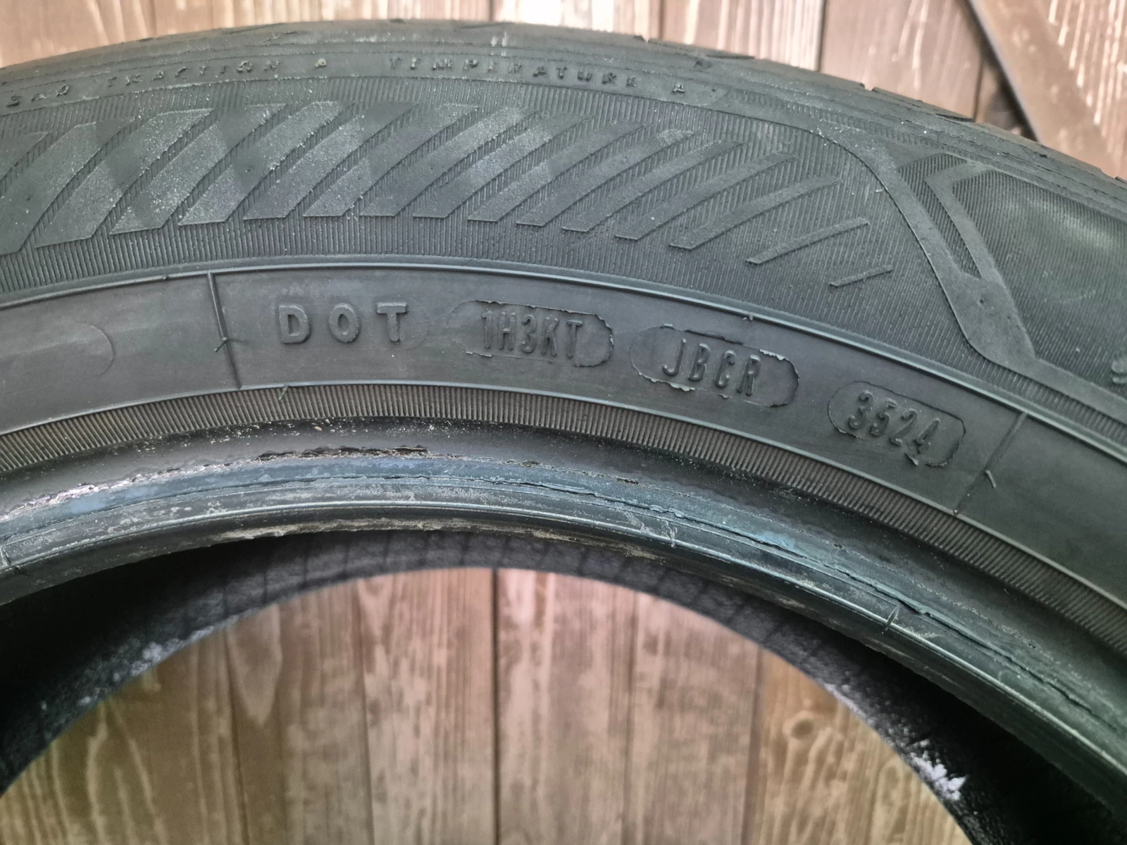 Гуми Летни 215/60R17, снимка 5 - Гуми и джанти - 55952896