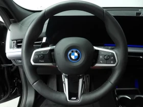 BMW iX2 eDrive 20 / M SPORT / H&K / CAMERA / , снимка 11