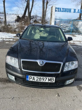 Skoda Octavia 2.0 FSI, снимка 2