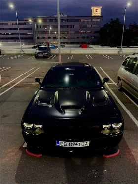 Обява за продажба на Dodge Challenger SRT HELLCAT 6, 2 V8 ~95 000 лв. - изображение 1
