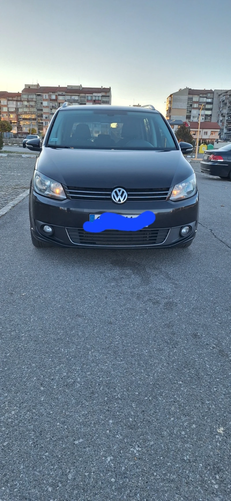 VW Touran 2.0 TDI, снимка 1 - Автомобили и джипове - 48366983