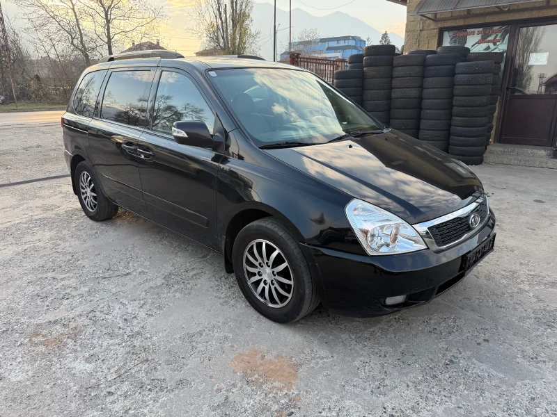 Kia Carnival 2.2 CRDI 194кс. 7местс вс. екстри, снимка 2 - Автомобили и джипове - 48149931