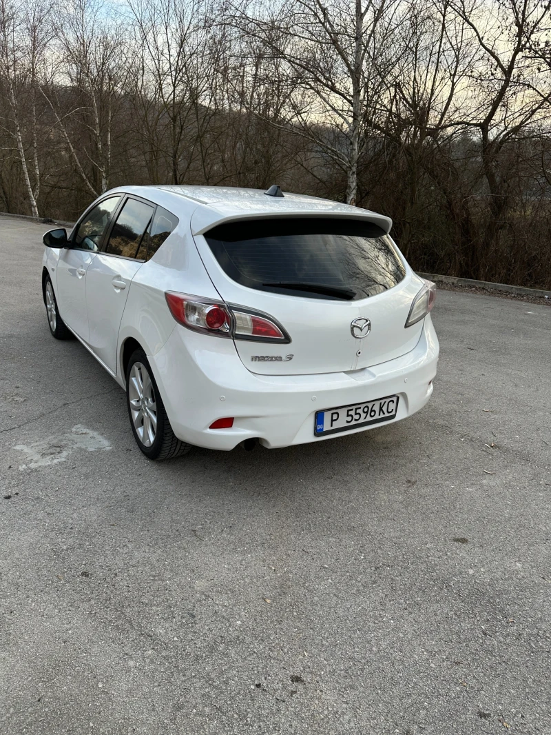 Mazda 3 1.6 Disel, снимка 3 - Автомобили и джипове - 48771525