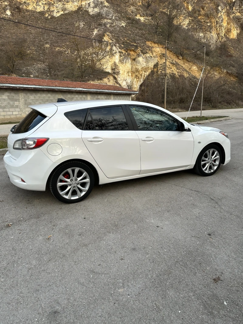 Mazda 3 1.6 Disel, снимка 4 - Автомобили и джипове - 48771525