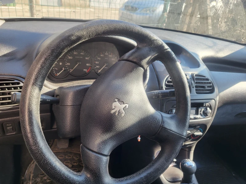 Peugeot 206, снимка 1 - Автомобили и джипове - 48825683