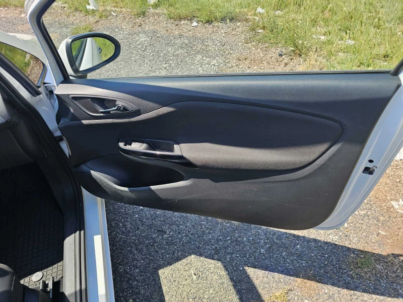 Opel Corsa 1.3 CDTI, снимка 8 - Автомобили и джипове - 50560911