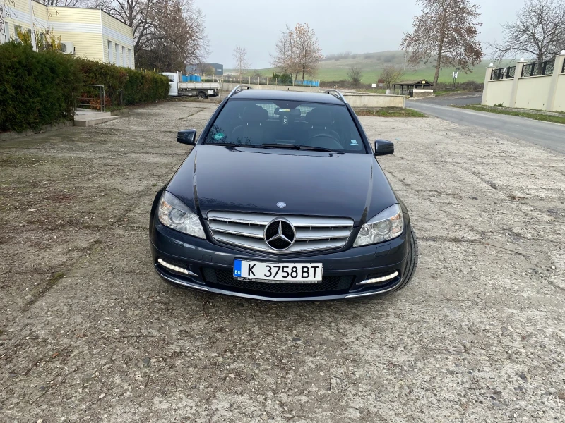 Mercedes-Benz C 200 Авангард , снимка 4 - Автомобили и джипове - 52789880
