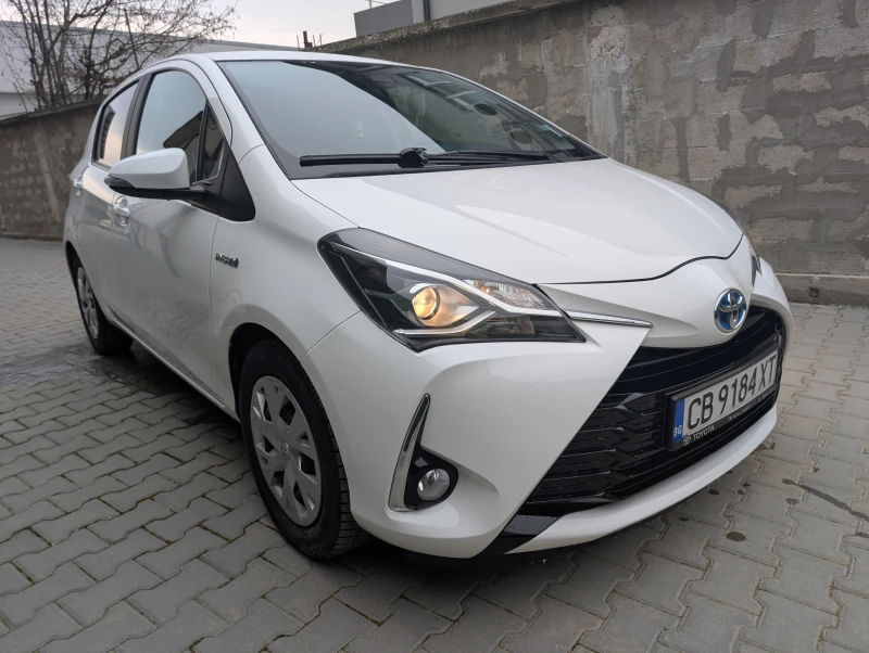 Toyota Yaris 1.5 Hybrid* Камера* Остатъчна гаранция, снимка 3 - Автомобили и джипове - 53178718