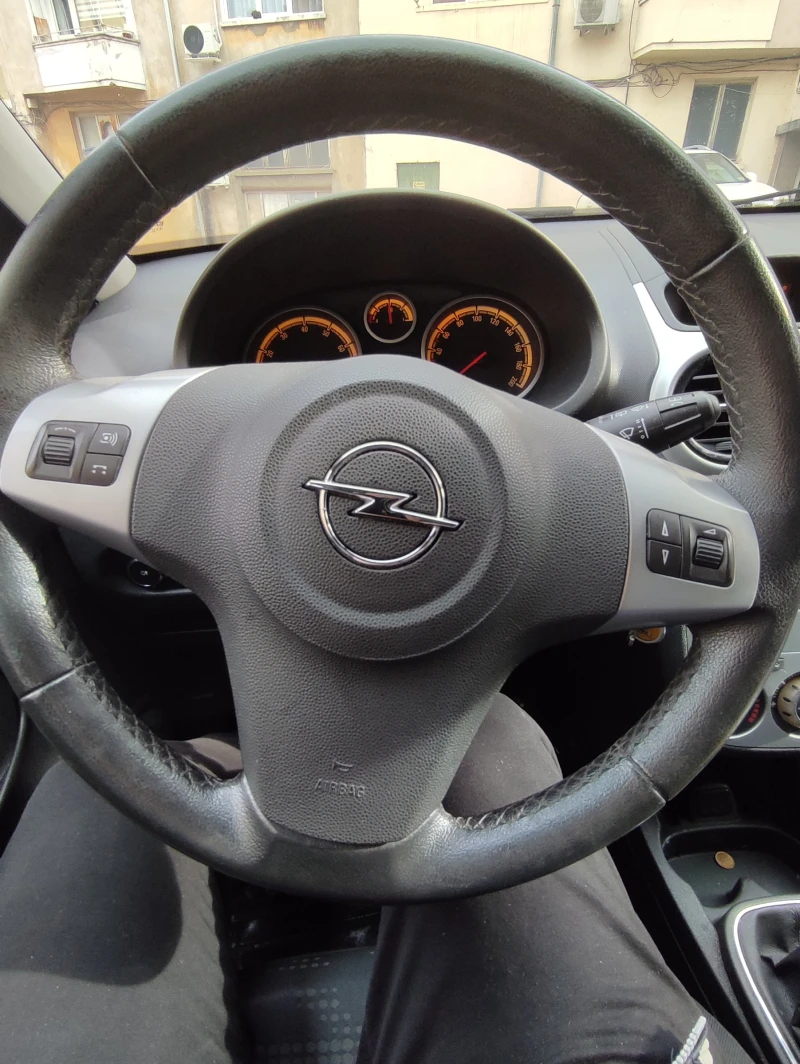 Opel Corsa 1.2i Ecotec, 4 cylinder , снимка 9 - Автомобили и джипове - 53229869