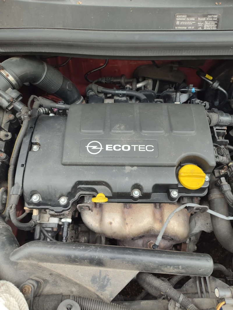Opel Corsa 1.2i Ecotec, 4 cylinder , снимка 15 - Автомобили и джипове - 53229869