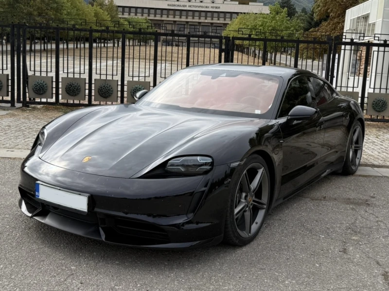 Porsche Taycan Turbo PCCB, PDCC, Perf+ Battery