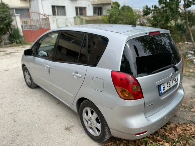 Toyota Corolla verso 1.6 vvt, снимка 6 - Автомобили и джипове - 48605775