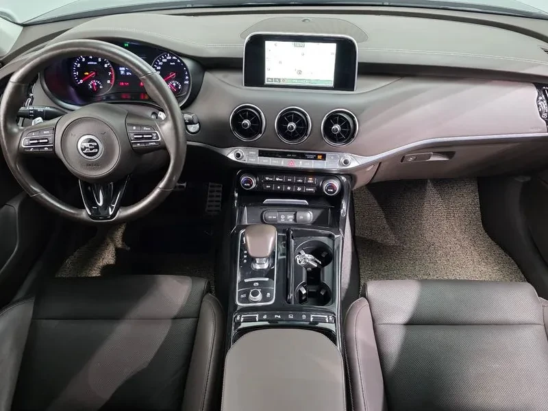 Kia Stinger 2.0 TURBO 2WD PLATINUM | Mobile.bg � ����������� 14