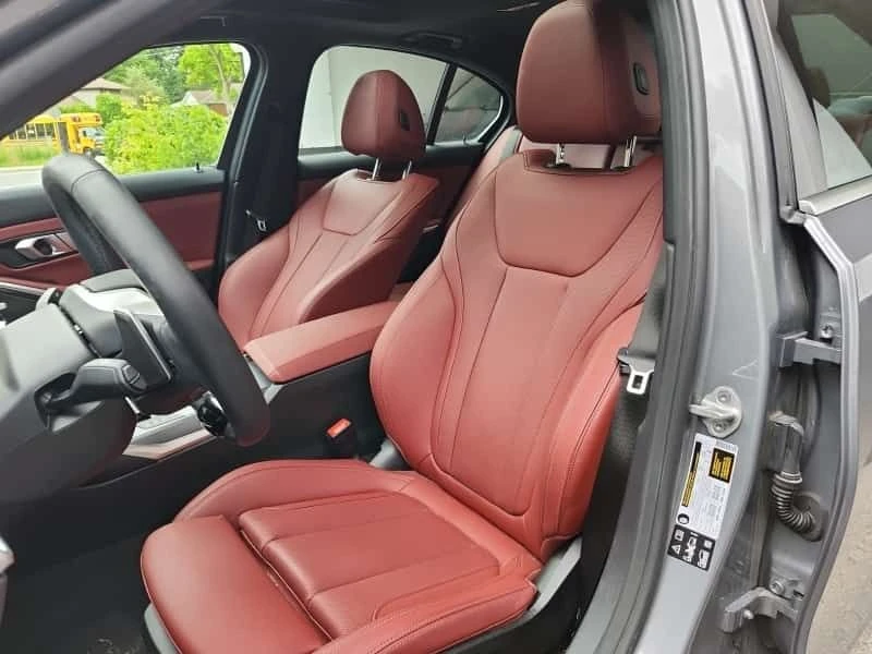 BMW 330 * 330i xDrive * FACELIFT * CARFAX * , снимка 4 - Автомобили и джипове - 55564496