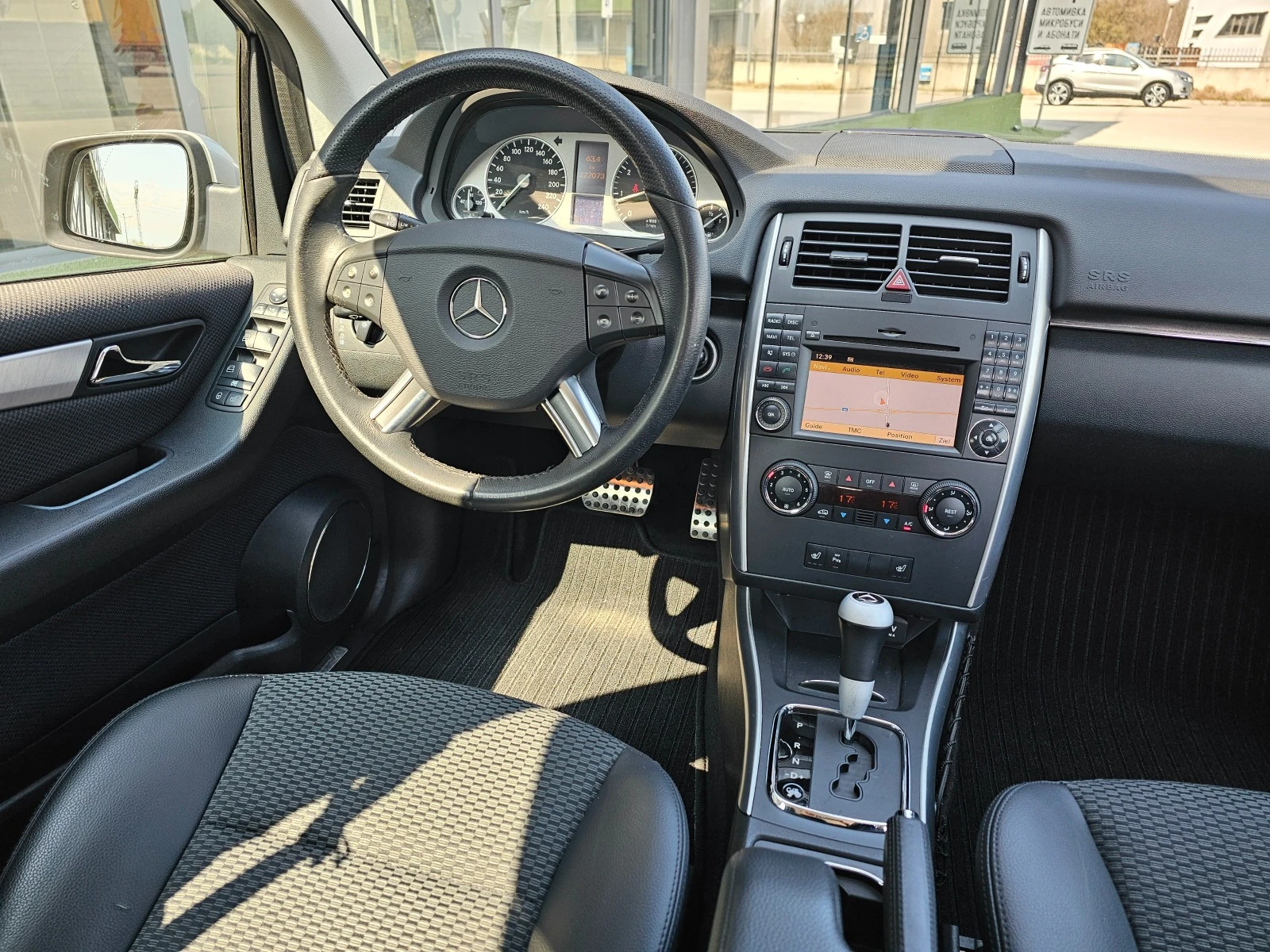 Mercedes-Benz B 200 Sport Paket Comand PDC - изображение 7