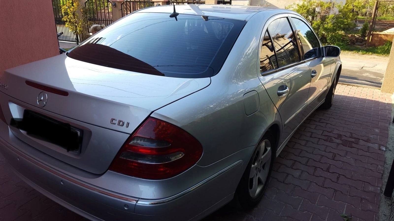 Mercedes-Benz E 220 Avangard - изображение 9