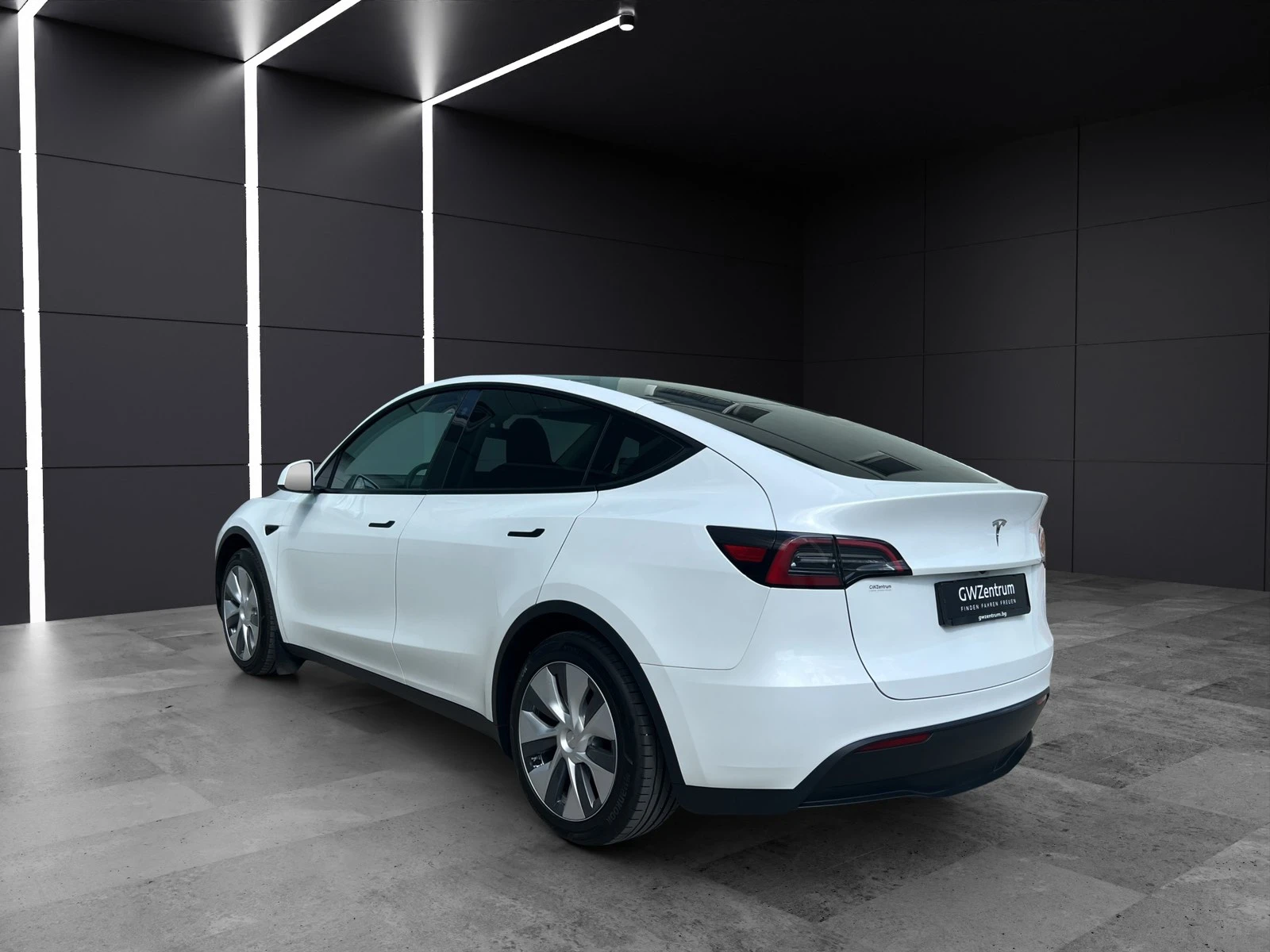 Tesla Model Y SR - изображение 4