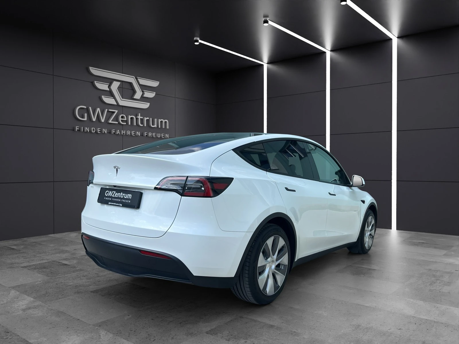 Tesla Model Y SR - изображение 3