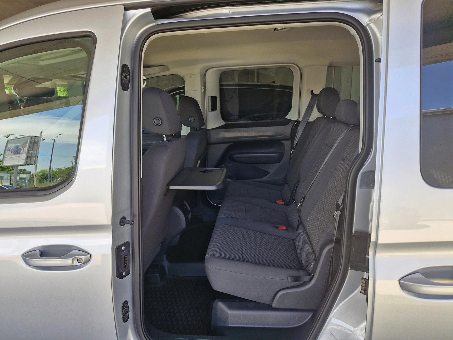 VW Caddy TDI 5 места - изображение 3