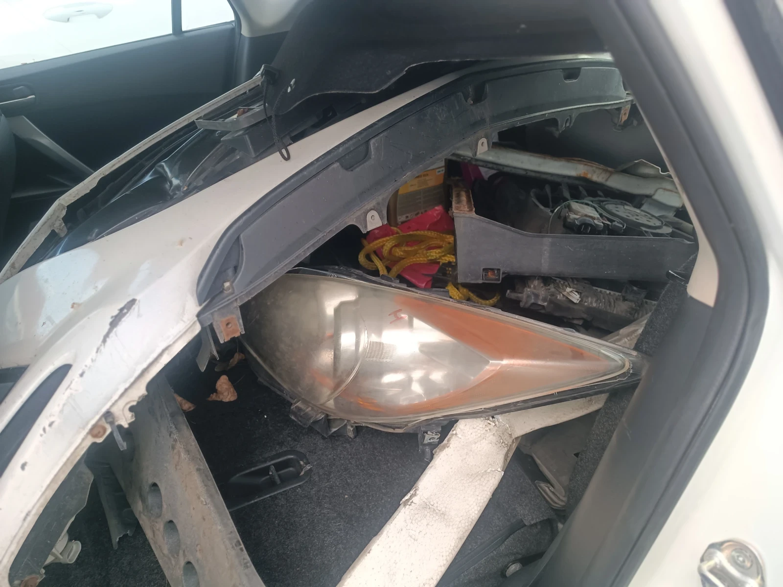 Mazda 3 1.6 - изображение 4