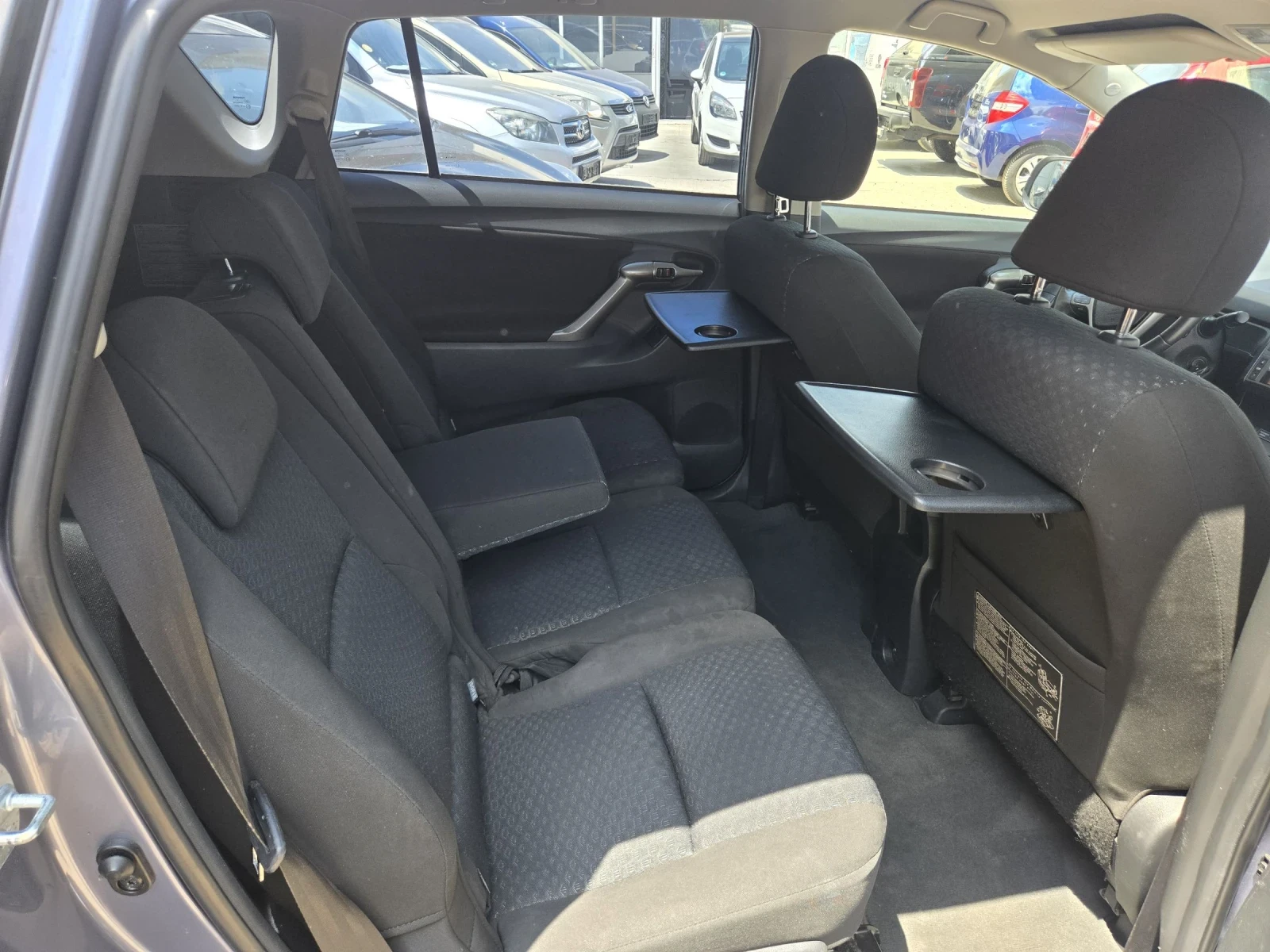 Toyota Verso  - изображение 8