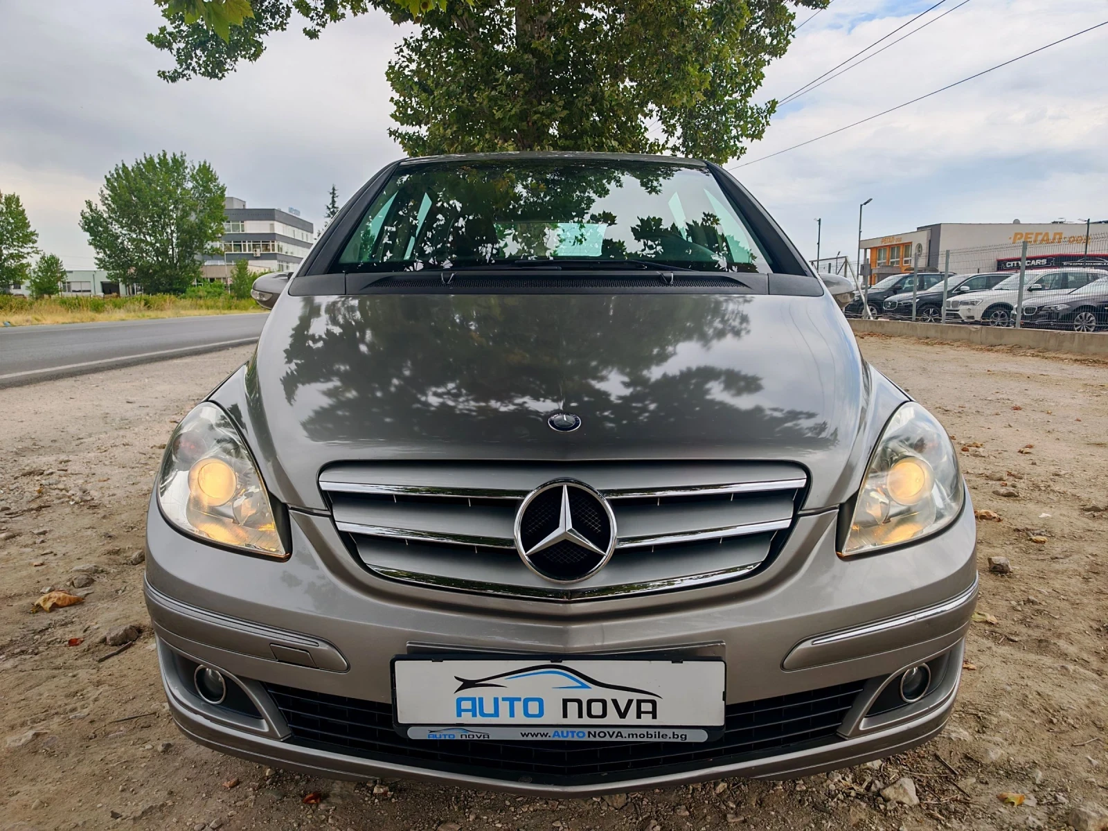 Mercedes-Benz B 200 2.0 ДИЗЕЛ 140 КС. УНИКАЛНО СЪСТОЯНИЕ!  - изображение 2