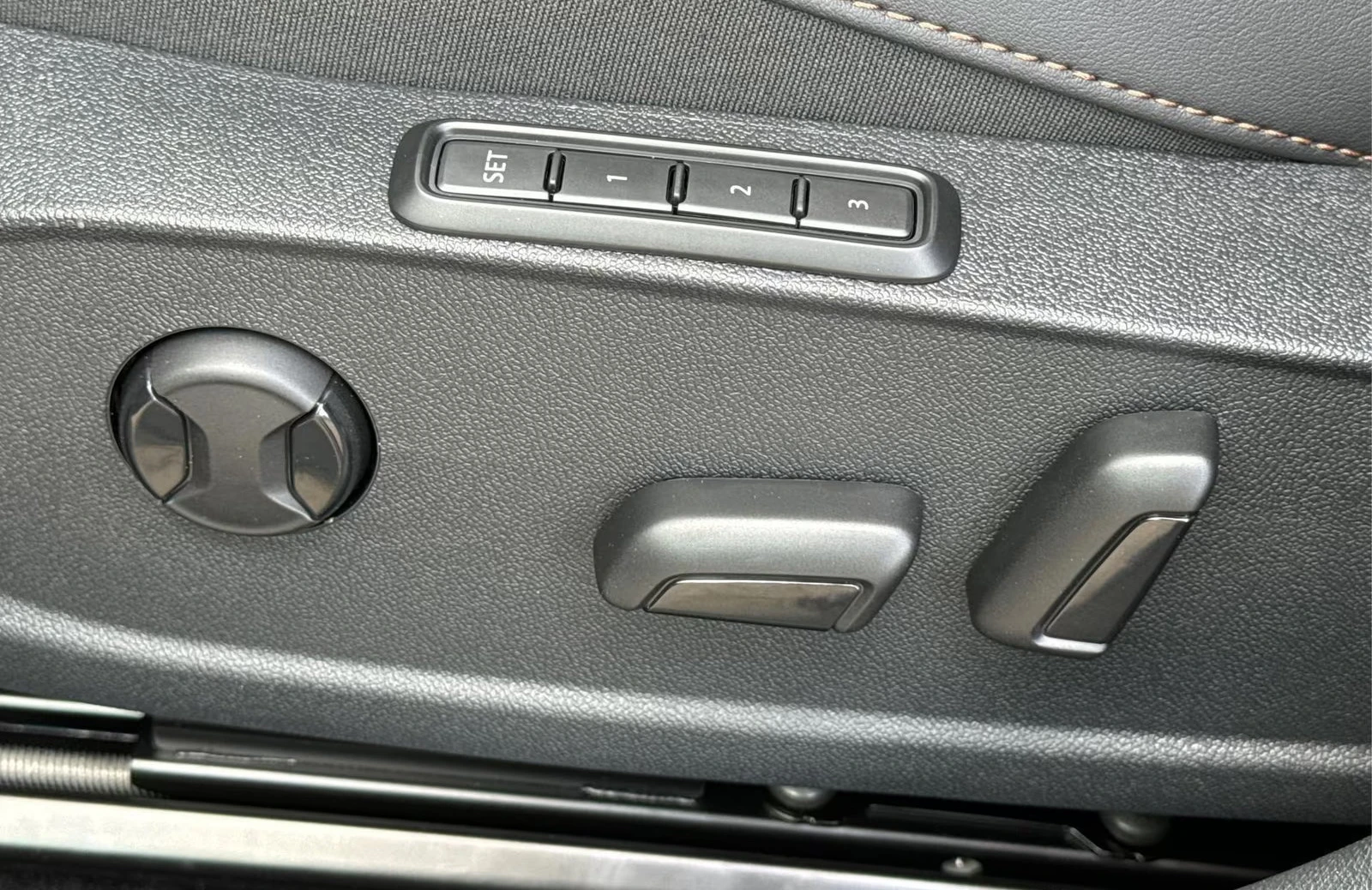 Cupra Formentor VZ/333HP/CAM/NAVI/MEMO/KLESS/L.ASSIST/451g | Mobile.bg   14