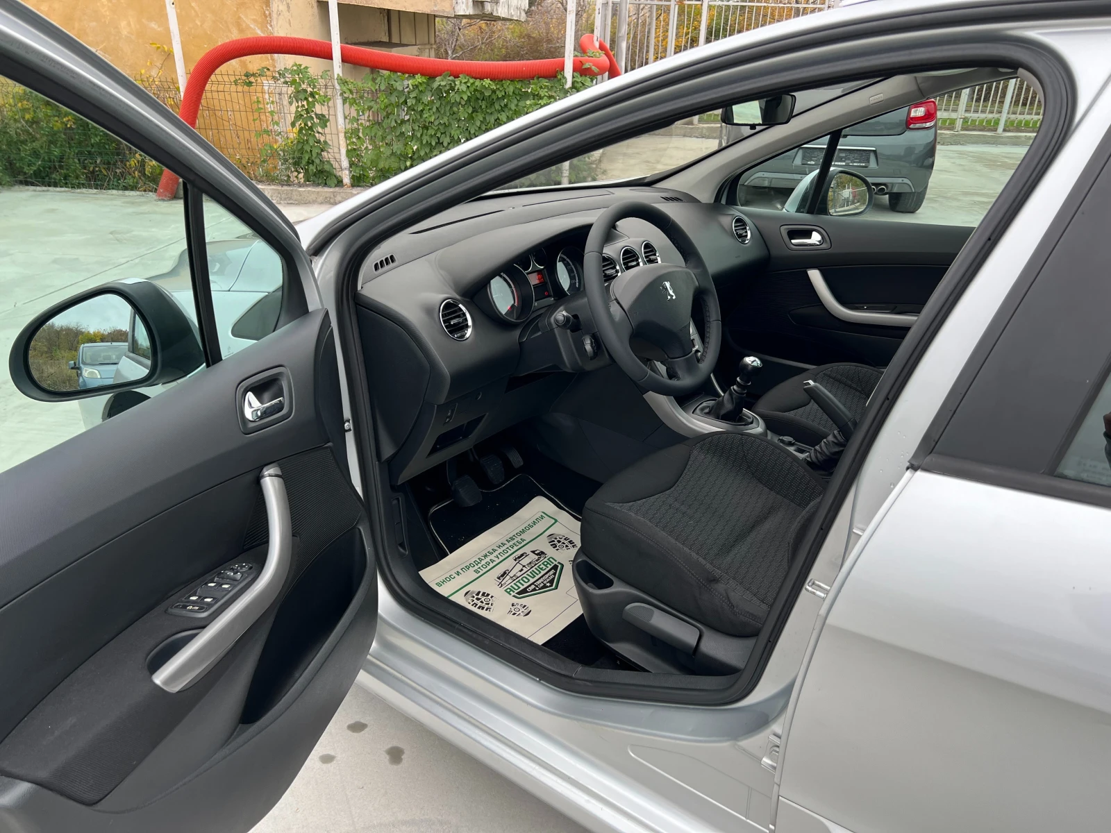 Peugeot 308 1.6HDI-109кс6+ 1 - изображение 8