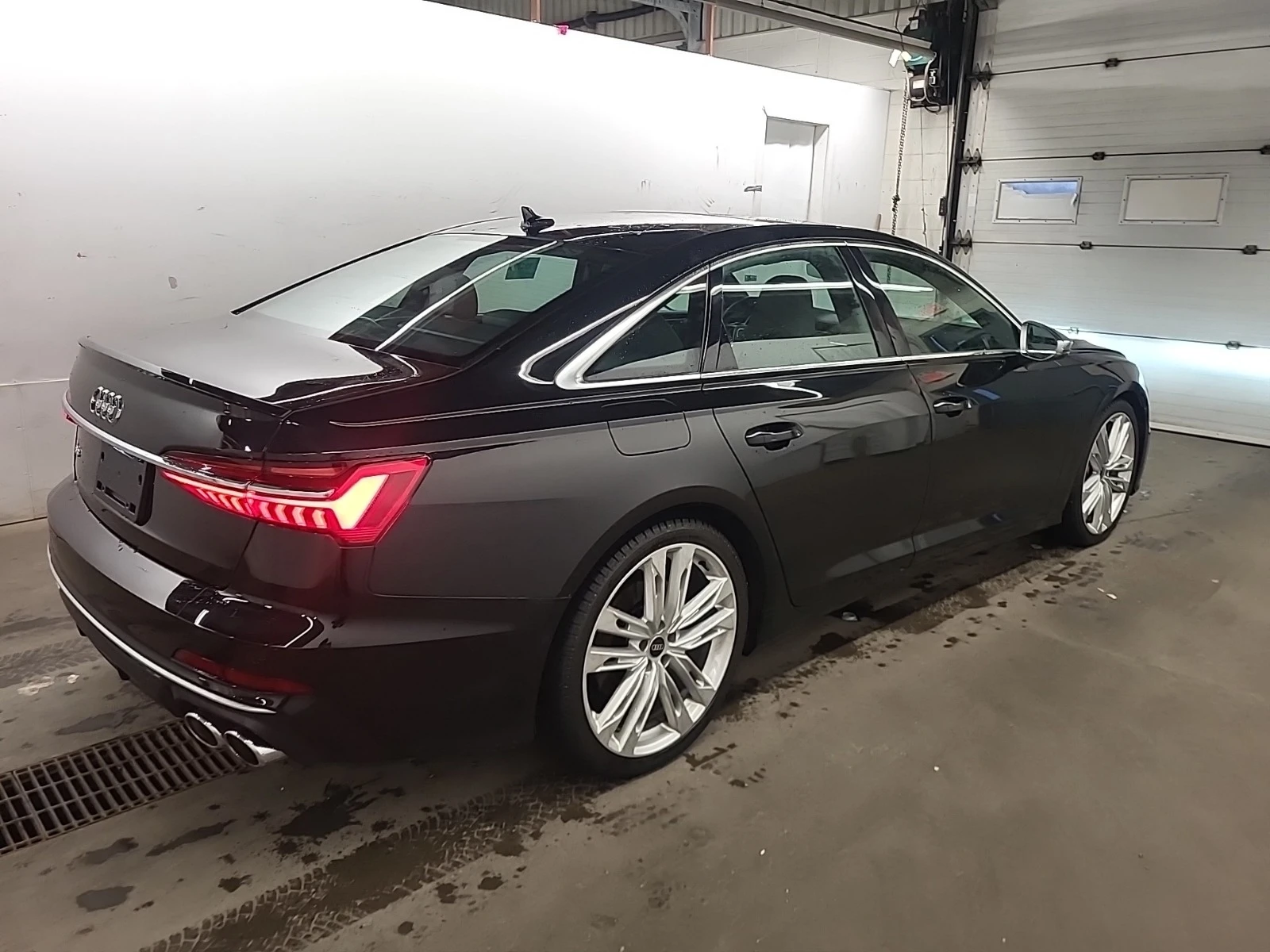 Audi S6 SEDAN * * CARFAX * *   * *  | Mobile.bg   3