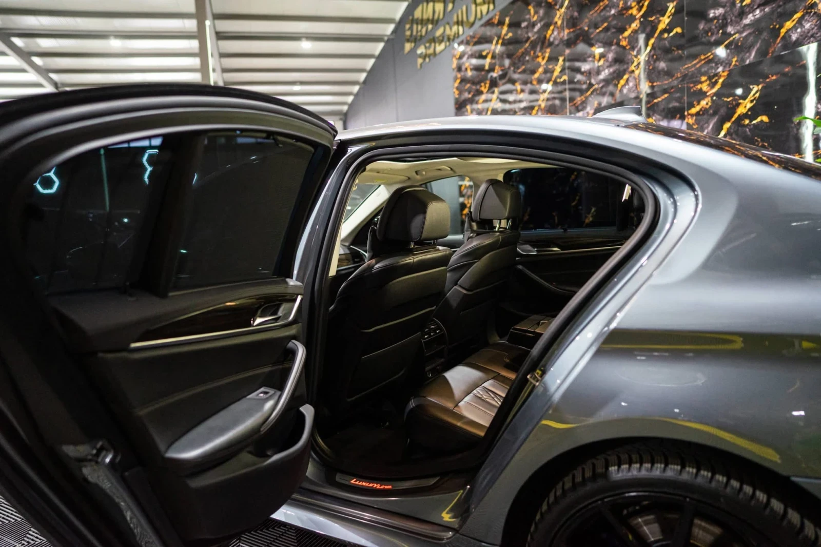 BMW 530 D XDRIVE FACELIFT FULL M PACK ������ 100% | Mobile.bg � ����������� 15