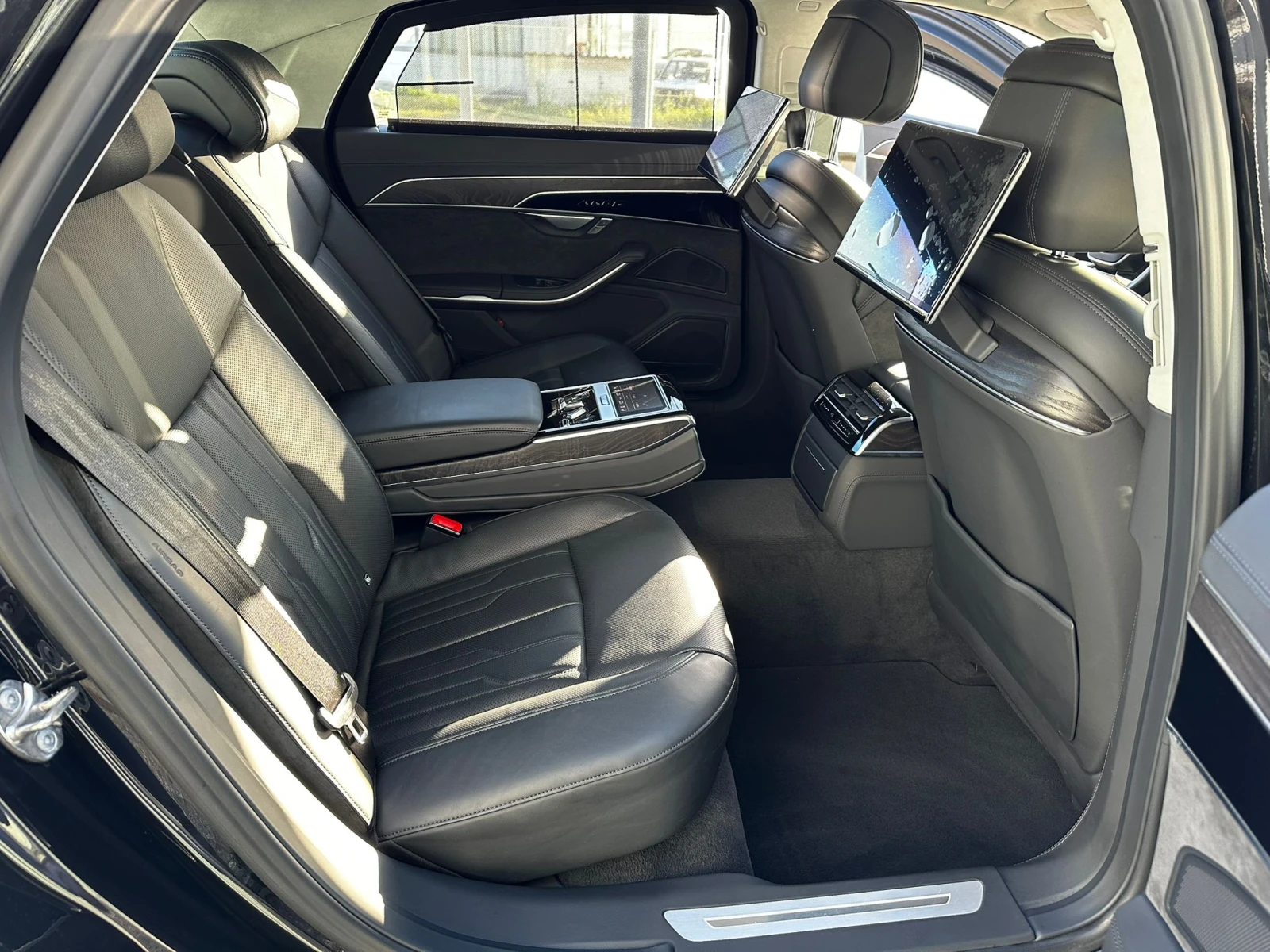 Audi A8 �������� �������� VR9 | Mobile.bg � ����������� 12