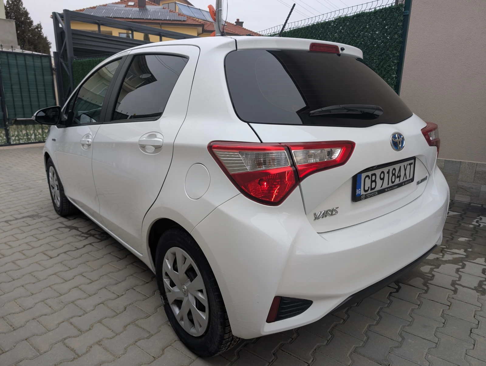 Toyota Yaris 1.5 Hybrid* ������* ��������� �������� | Mobile.bg � ����������� 5