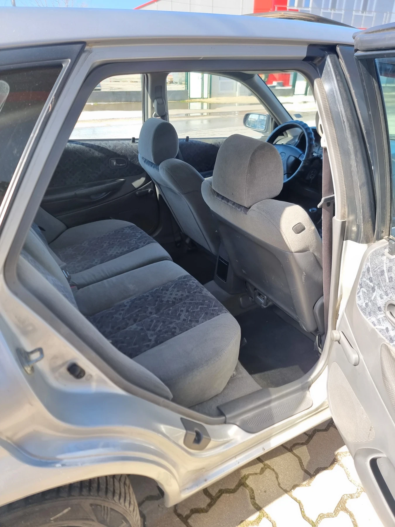 Mazda 323 1.6 | Mobile.bg � ����������� 10
