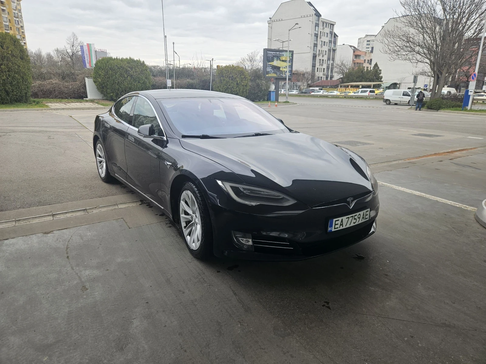 Tesla Model S 90D, снимка 2 - Автомобили и джипове - 53946761