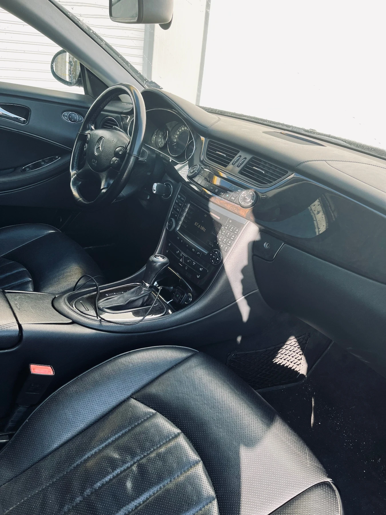 Mercedes-Benz CLS 320 V6, снимка 10 - Автомобили и джипове - 53782418