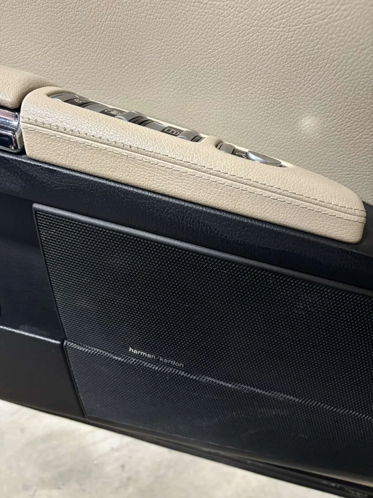 Mercedes-Benz S 320, снимка 12 - Автомобили и джипове - 53824934