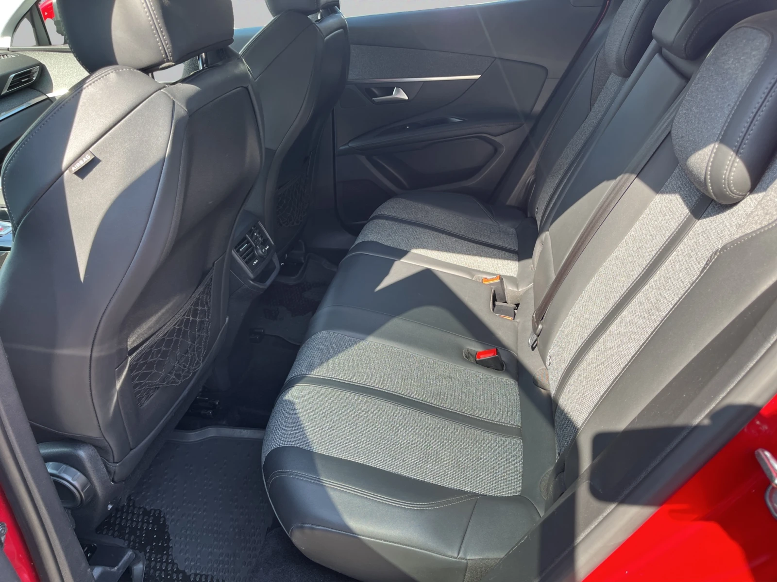 Peugeot 3008, снимка 10 - Автомобили и джипове - 53894380